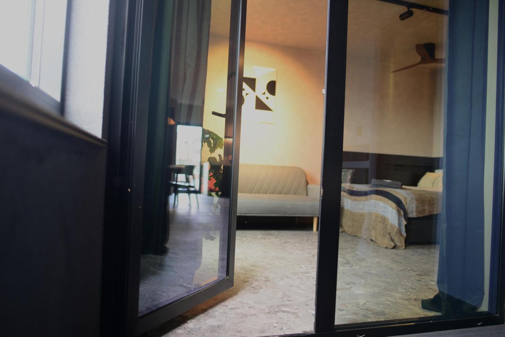 Sleep - Flats & Antwerpen