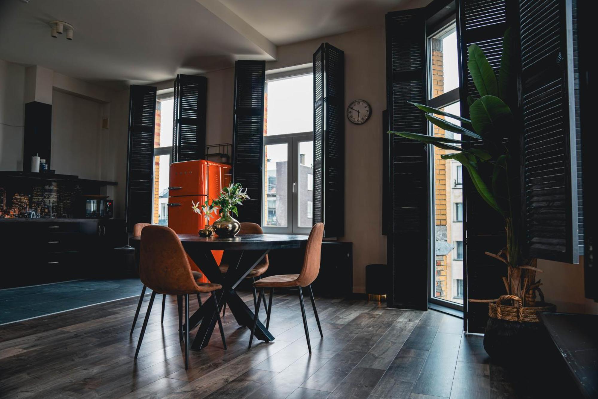 Apartment Sleep - Flats &